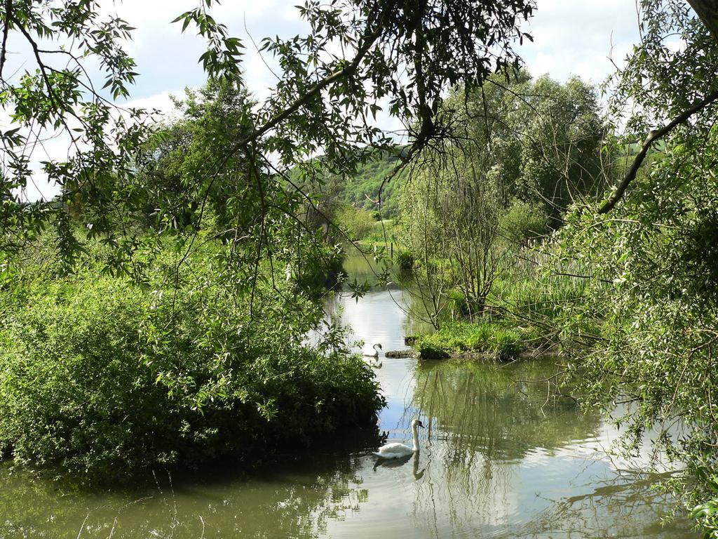 Ibis Budget Mantes-La-Jolie Buitenkant foto