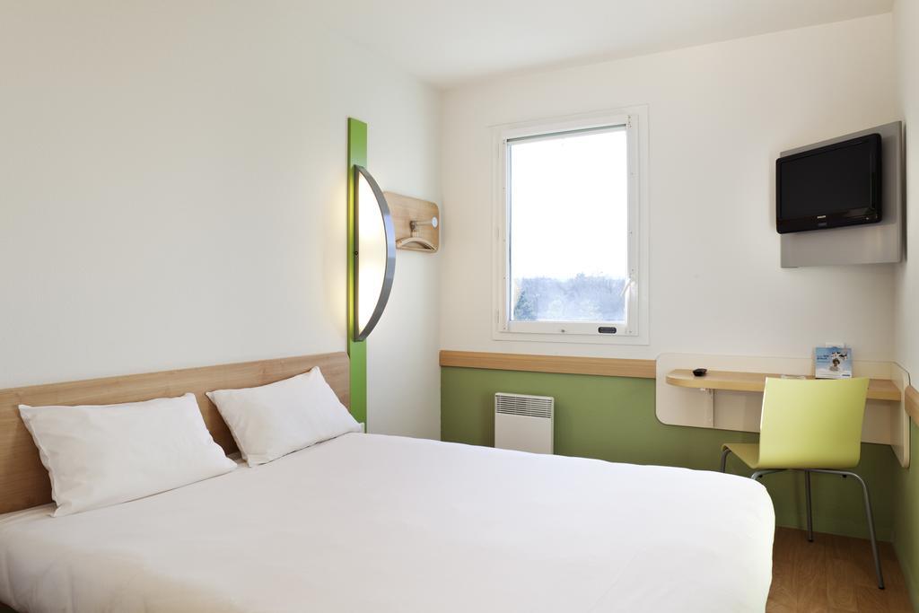 Ibis Budget Mantes-La-Jolie Kamer foto