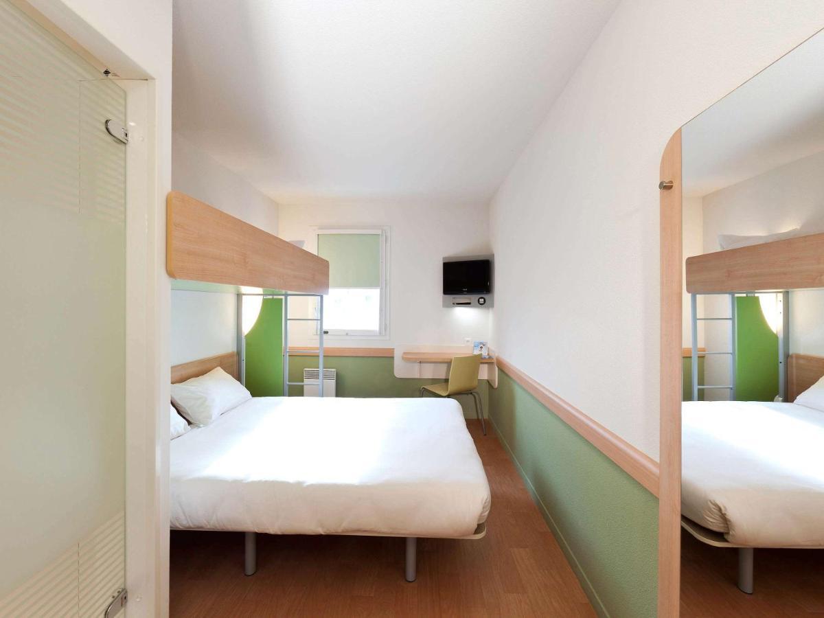 Ibis Budget Mantes-La-Jolie Buitenkant foto